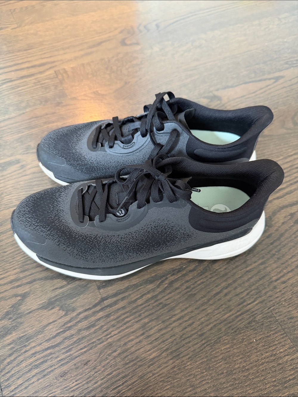 Lululemon women’s chargefeel 2 black 9